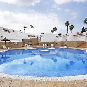 https://sunny-three-bedroom-apartment-in-costa-adeje.in-canary-islands.com